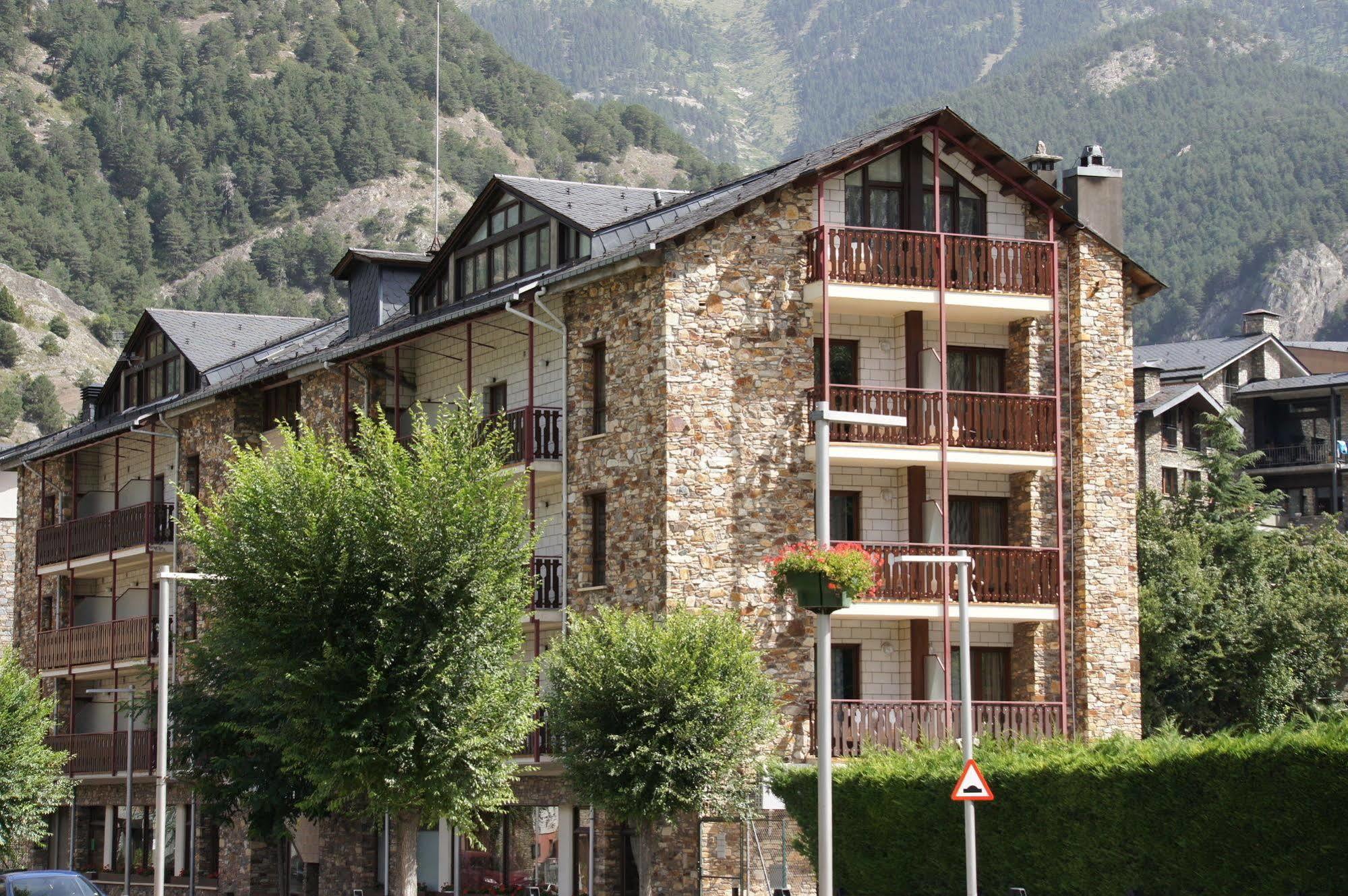 Hotel La Planada Ordino Bagian luar foto
