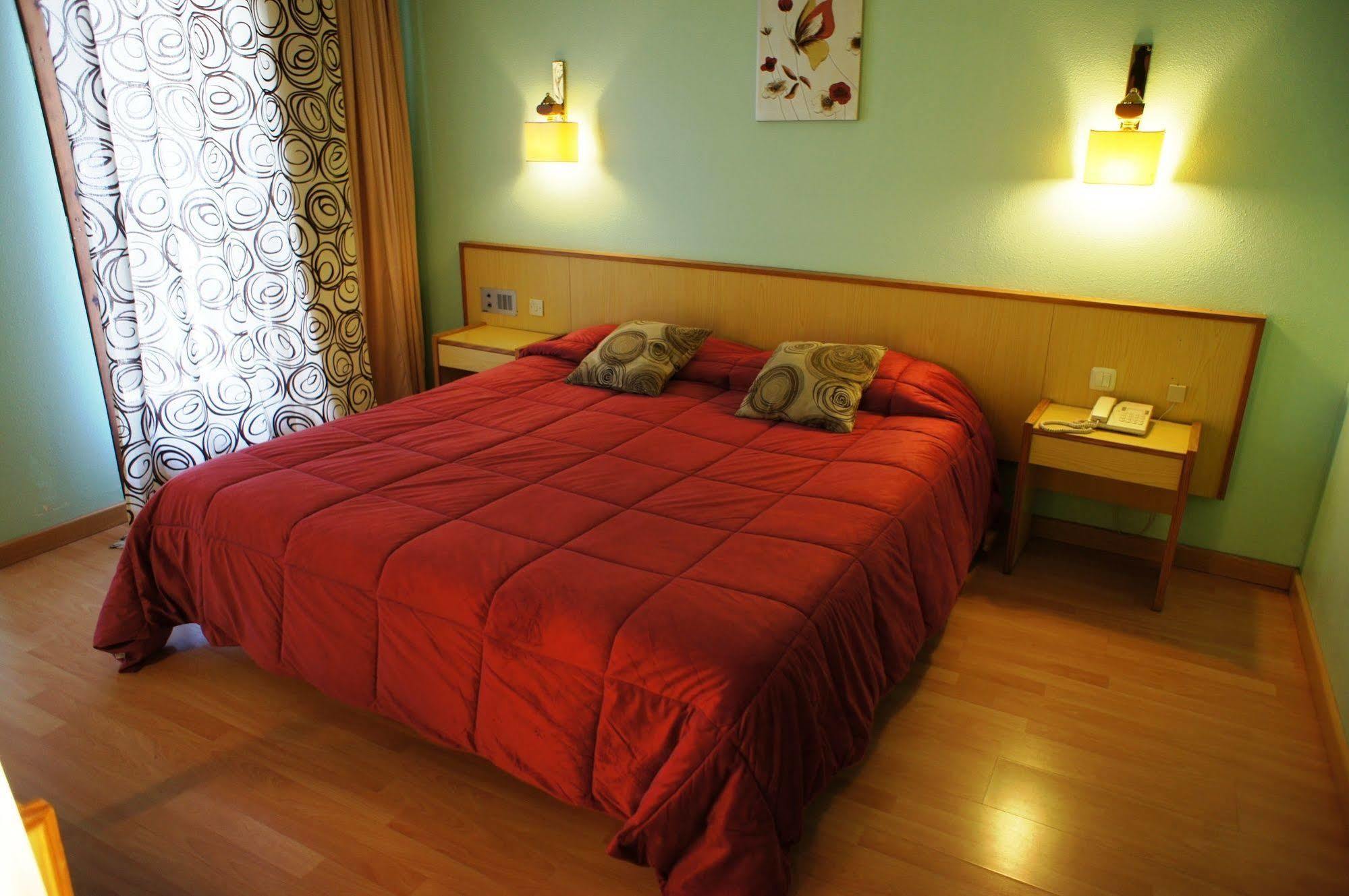 Hotel La Planada Ordino Bagian luar foto